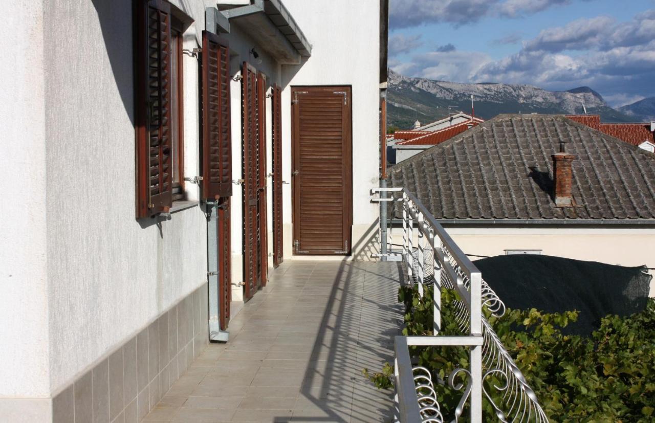 Apartments With A Parking Space Kastel Stafilic, Kastela - 5219 Exterior foto