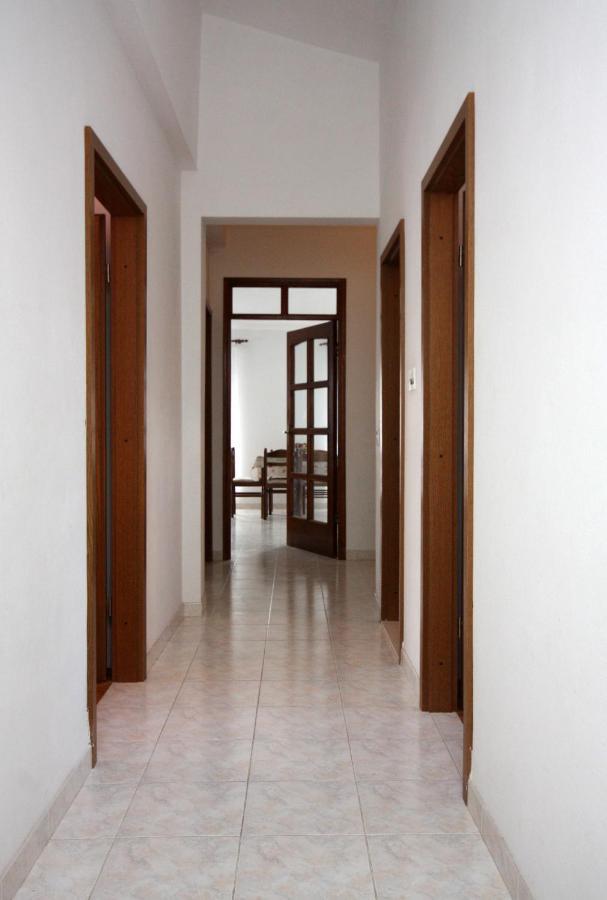 Apartments With A Parking Space Kastel Stafilic, Kastela - 5219 Exterior foto